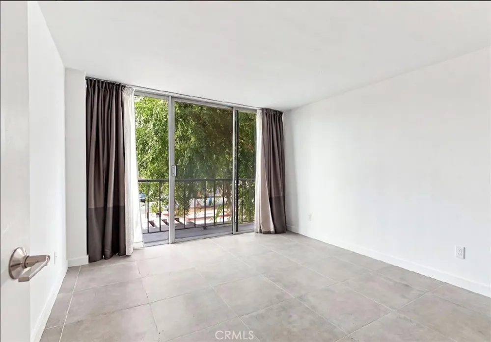 375 Atlantic Avenue #201 Long Beach, CA 90802
