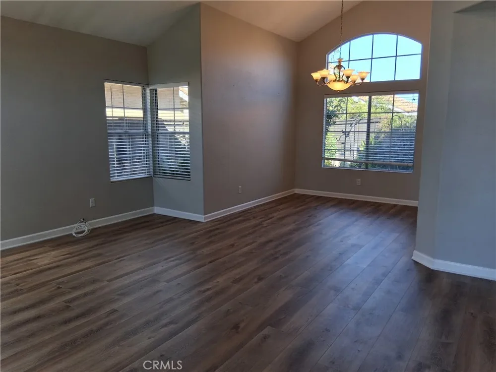 30602 Willow Village Menifee, CA 92584