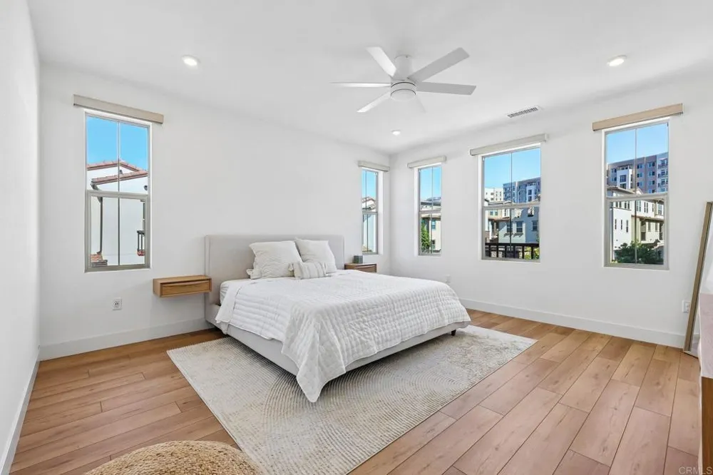 1705 Valley Oak Way Oceanside, CA 92056