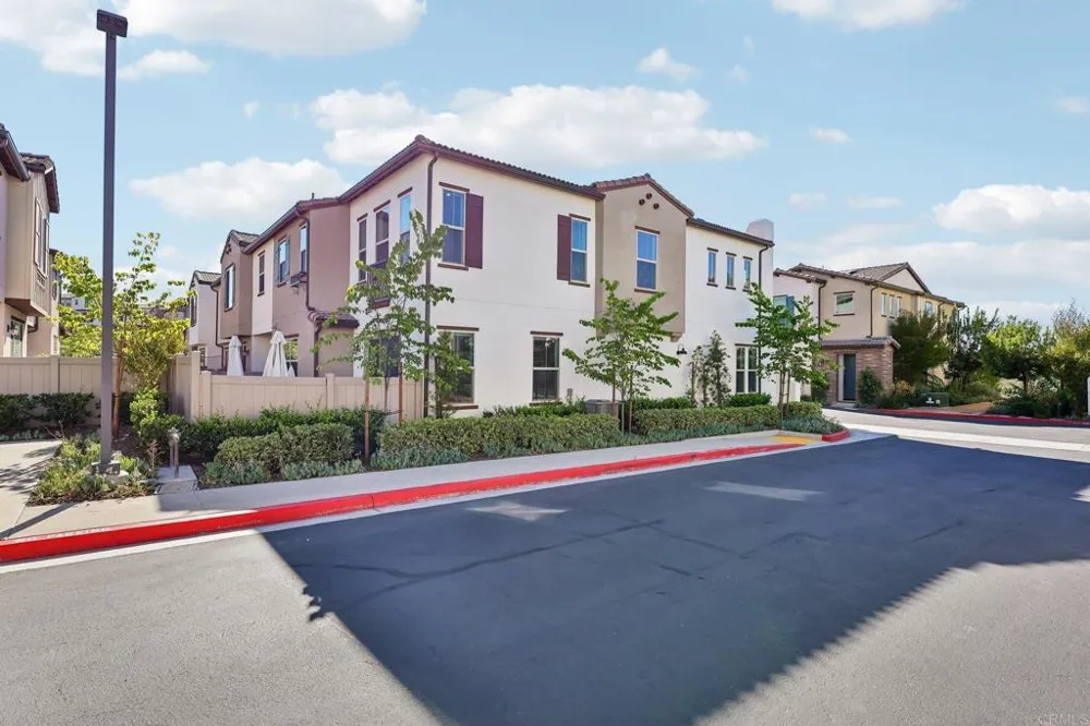 1705 Valley Oak Way Oceanside, CA 92056