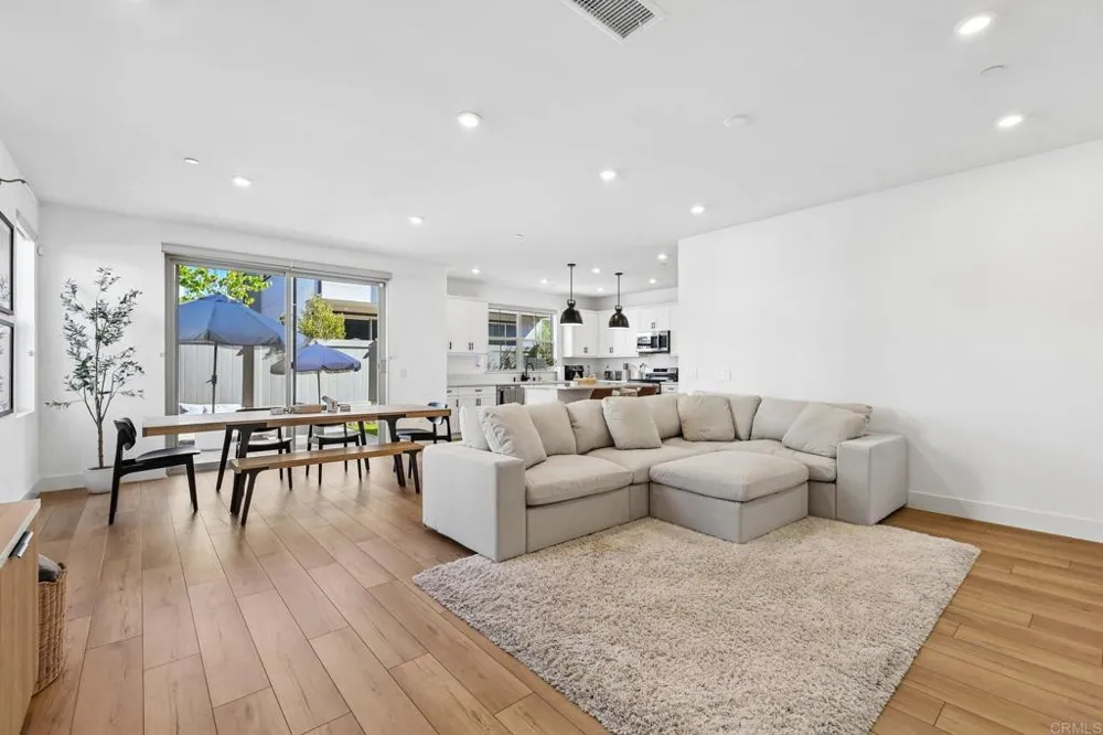 1705 Valley Oak Way Oceanside, CA 92056