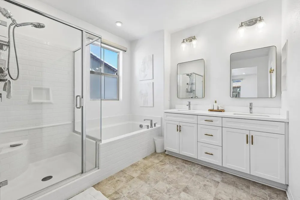 1705 Valley Oak Way Oceanside, CA 92056