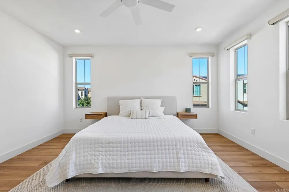 1705 Valley Oak Way Oceanside, CA 92056