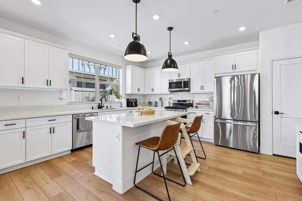 1705 Valley Oak Way Oceanside, CA 92056