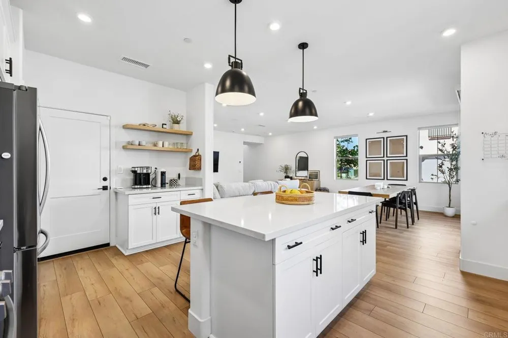 1705 Valley Oak Way Oceanside, CA 92056