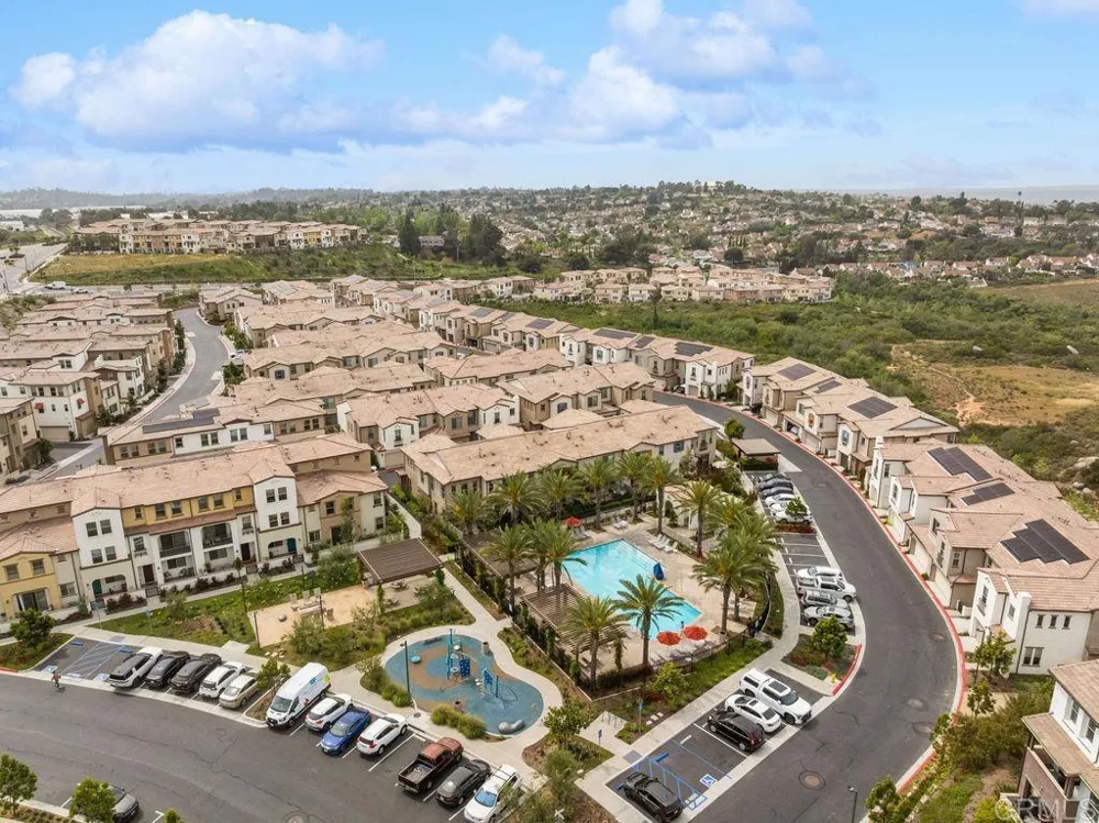 1705 Valley Oak Way Oceanside, CA 92056
