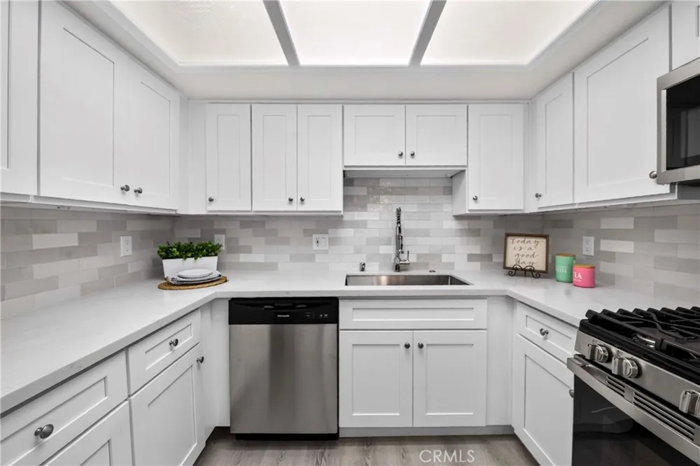 1131 Campbell Street #210 Glendale, CA 91207