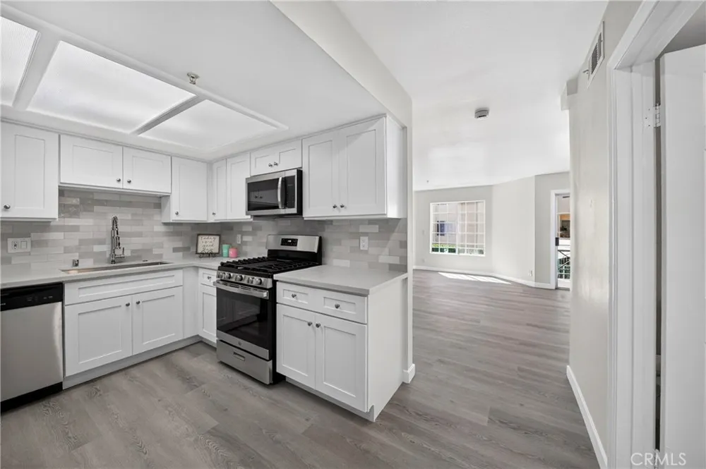 1131 Campbell Street #210 Glendale, CA 91207