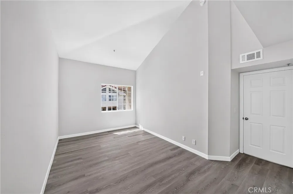 1131 Campbell Street #210 Glendale, CA 91207