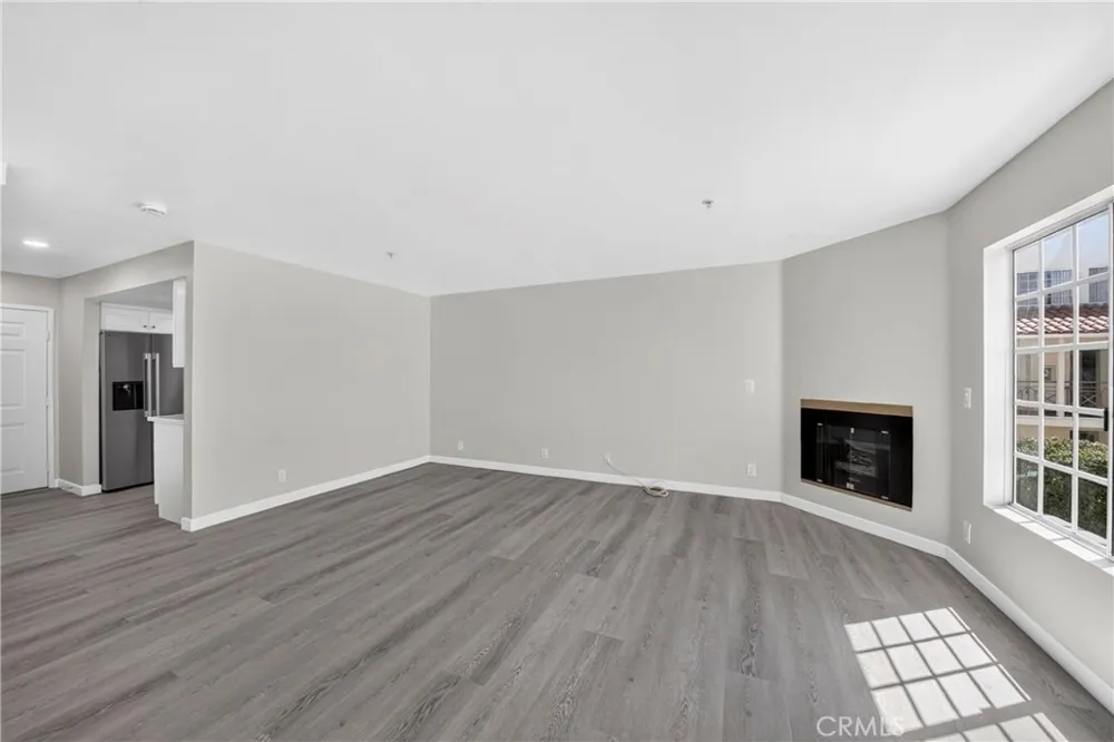 1131 Campbell Street #210 Glendale, CA 91207