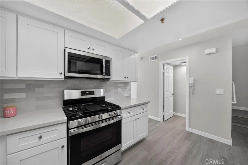 1131 Campbell Street #210 Glendale, CA 91207
