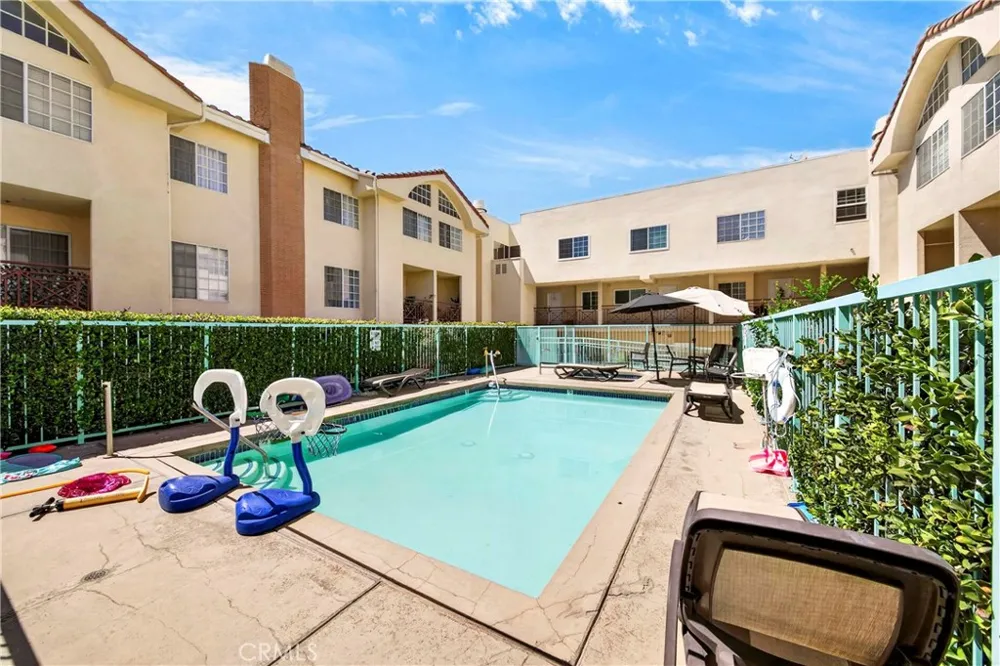 1131 Campbell Street #210 Glendale, CA 91207