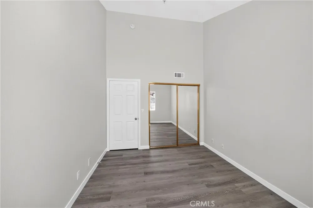 1131 Campbell Street #210 Glendale, CA 91207