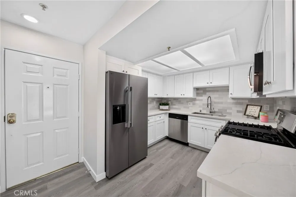 1131 Campbell Street #210 Glendale, CA 91207