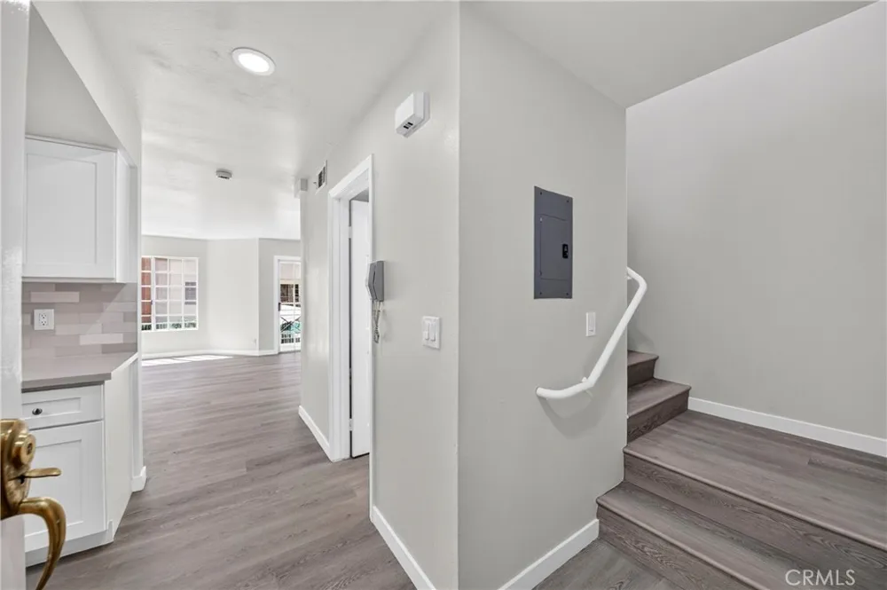 1131 Campbell Street #210 Glendale, CA 91207