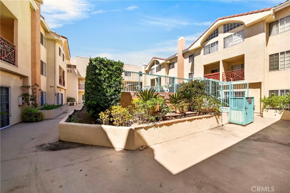 1131 Campbell Street #210 Glendale, CA 91207