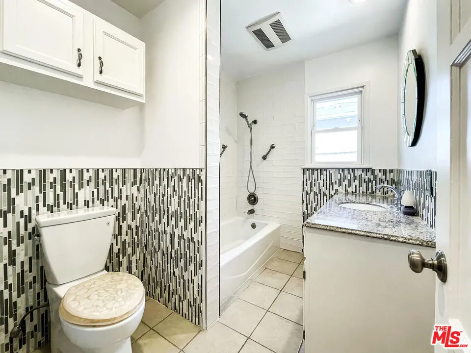 3098 Thurin Avenue Altadena, CA 91001
