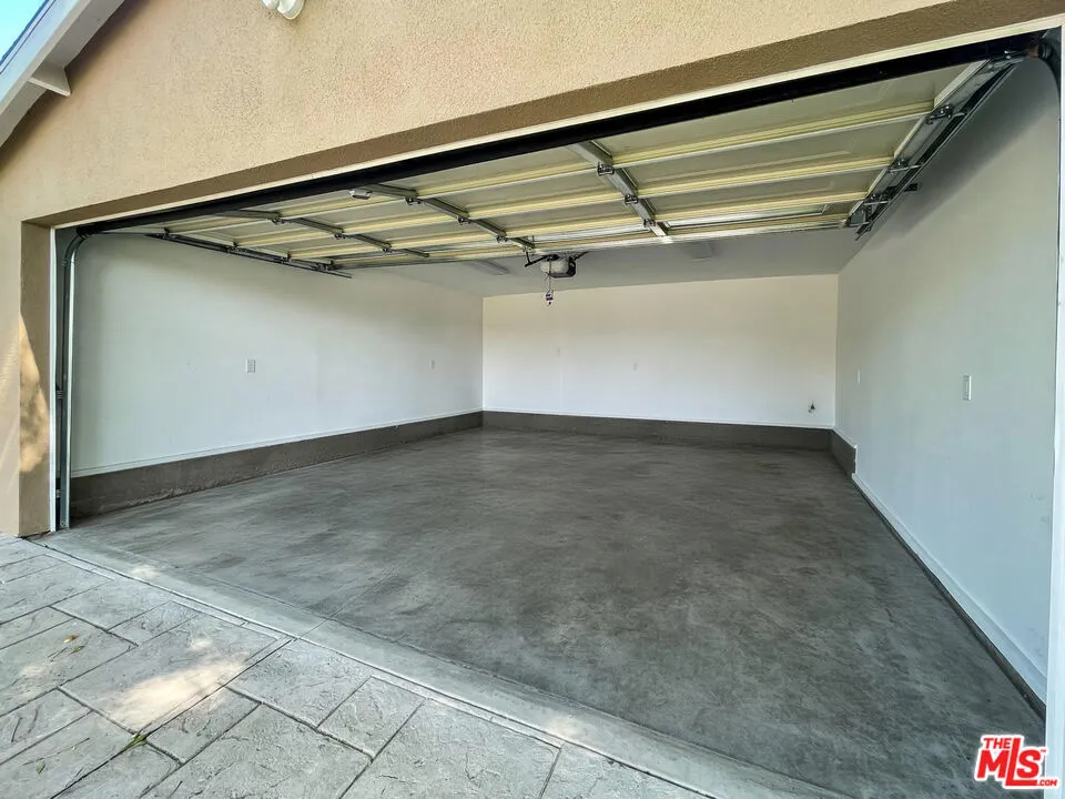 3098 Thurin Avenue Altadena, CA 91001