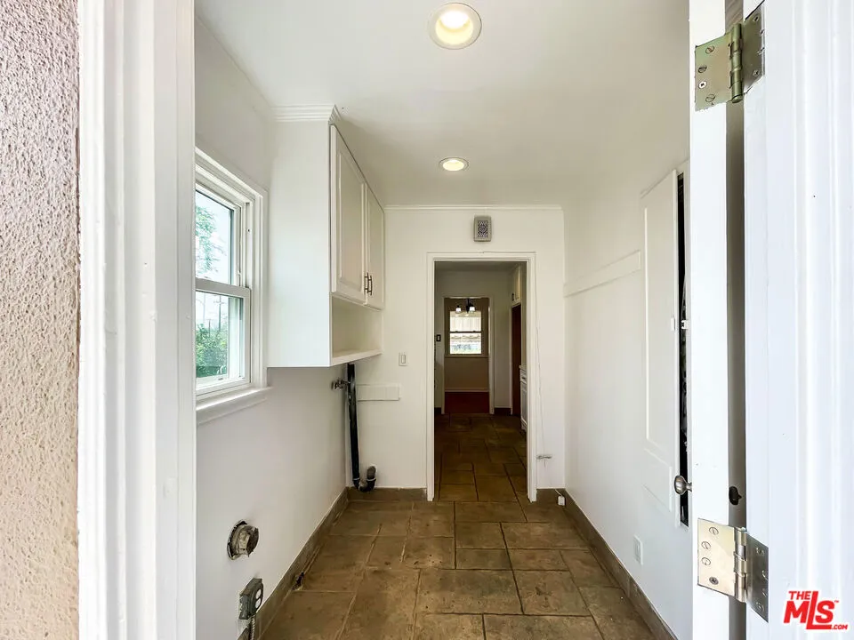 3098 Thurin Avenue Altadena, CA 91001