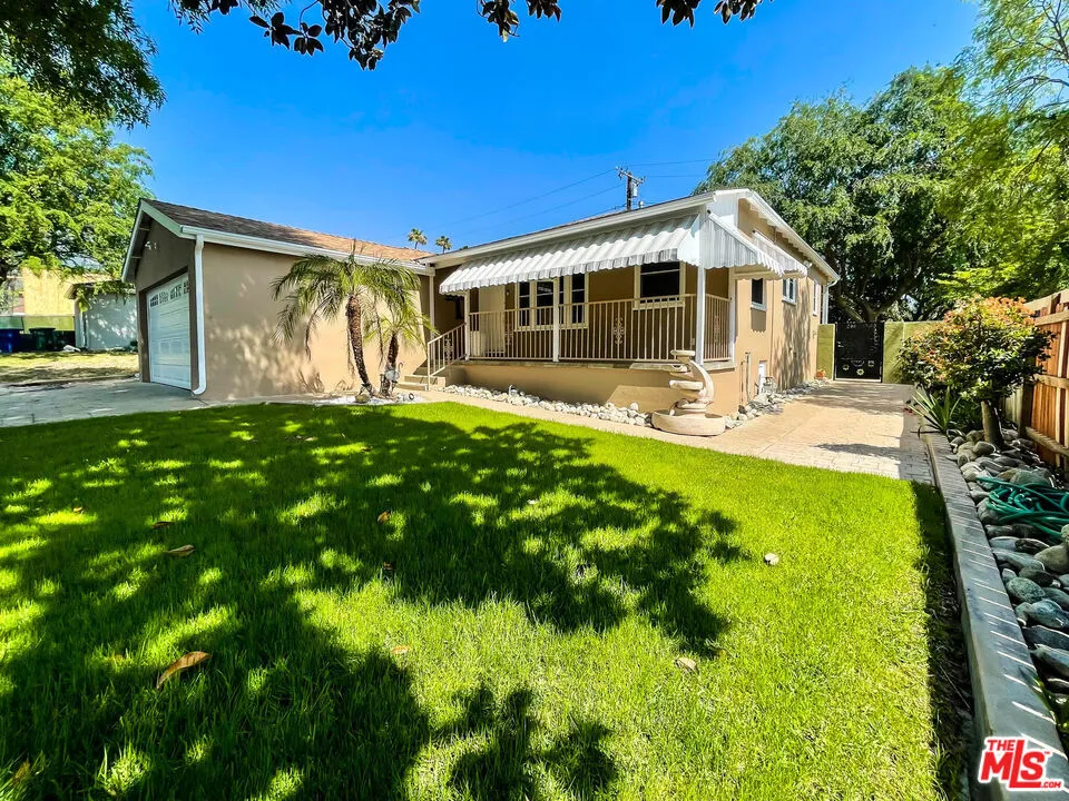 3098 Thurin Avenue Altadena, CA 91001