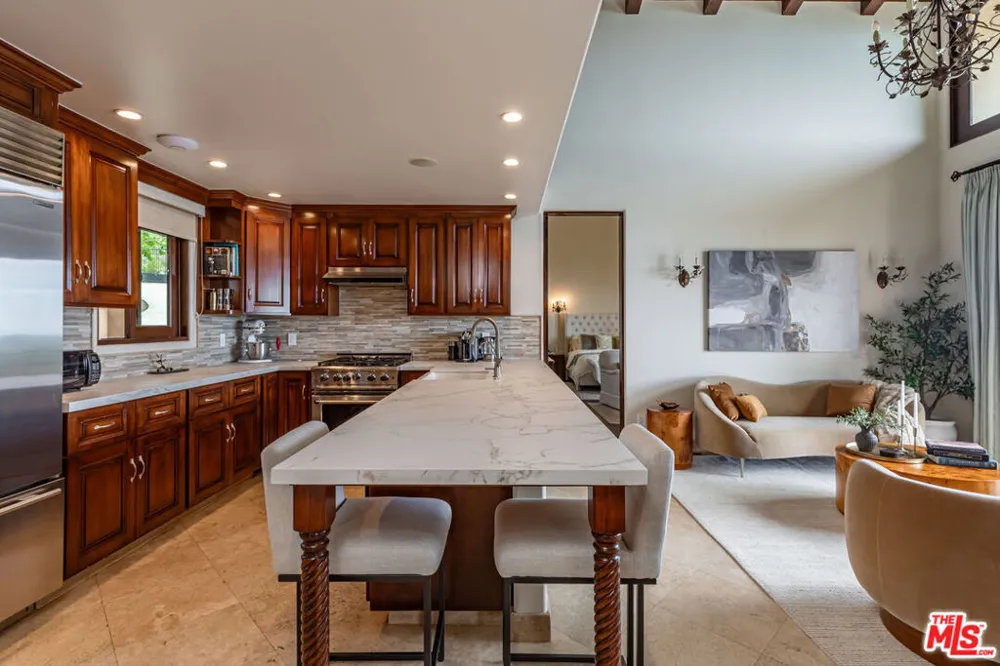 3775 Puerco Canyon Road Malibu, CA 90265