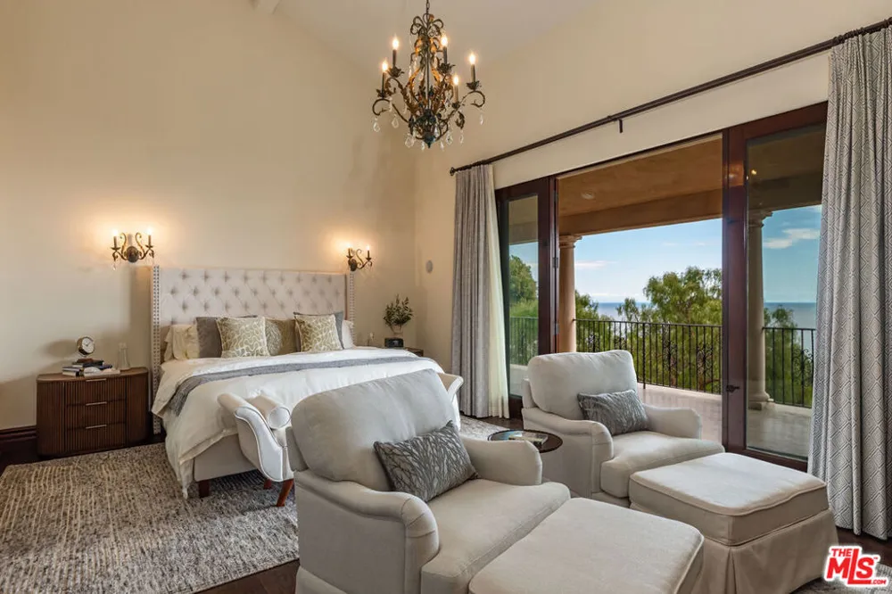 3775 Puerco Canyon Road Malibu, CA 90265