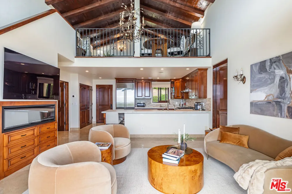 3775 Puerco Canyon Road Malibu, CA 90265