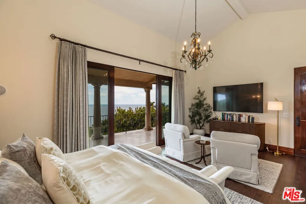 3775 Puerco Canyon Road Malibu, CA 90265