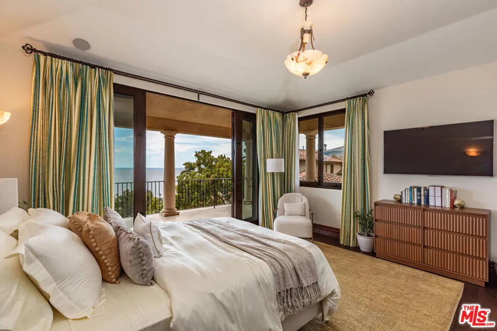 3775 Puerco Canyon Road Malibu, CA 90265