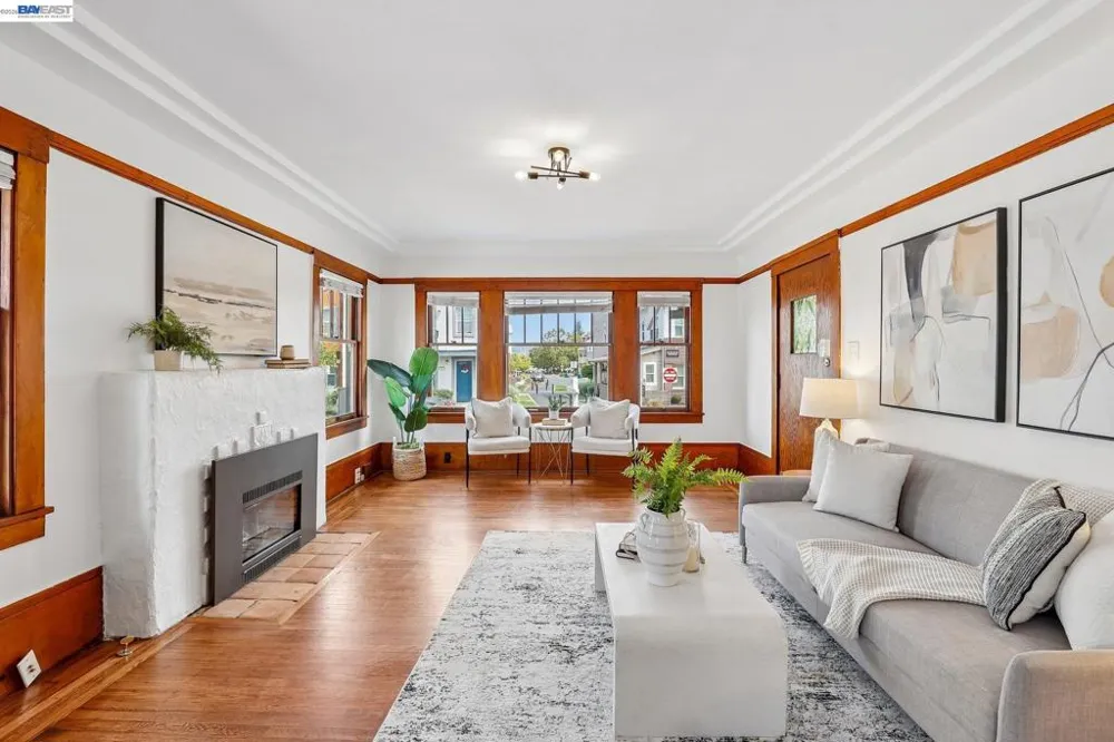 1542 Buena Vista Ave Alameda, CA 94501