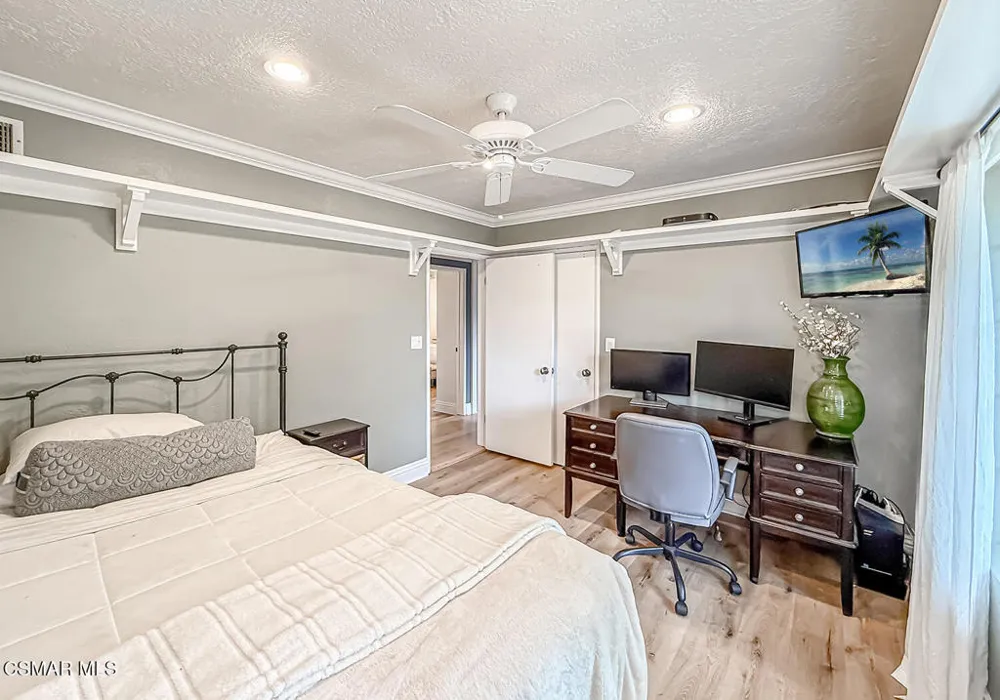 1888 El Monte Drive Thousand Oaks, CA 91362