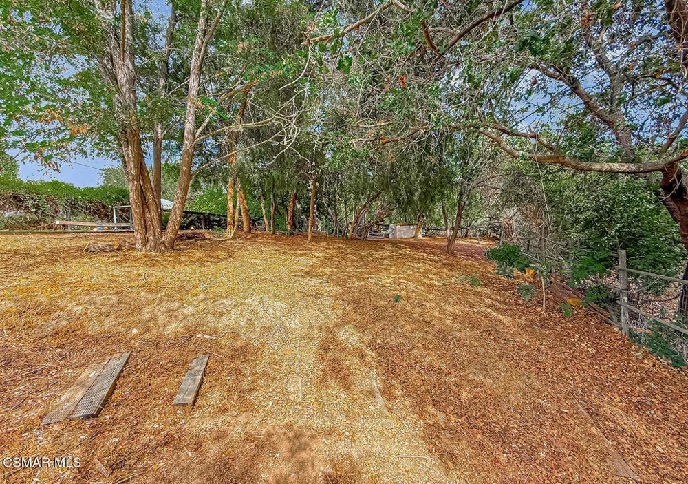 1888 El Monte Drive Thousand Oaks, CA 91362