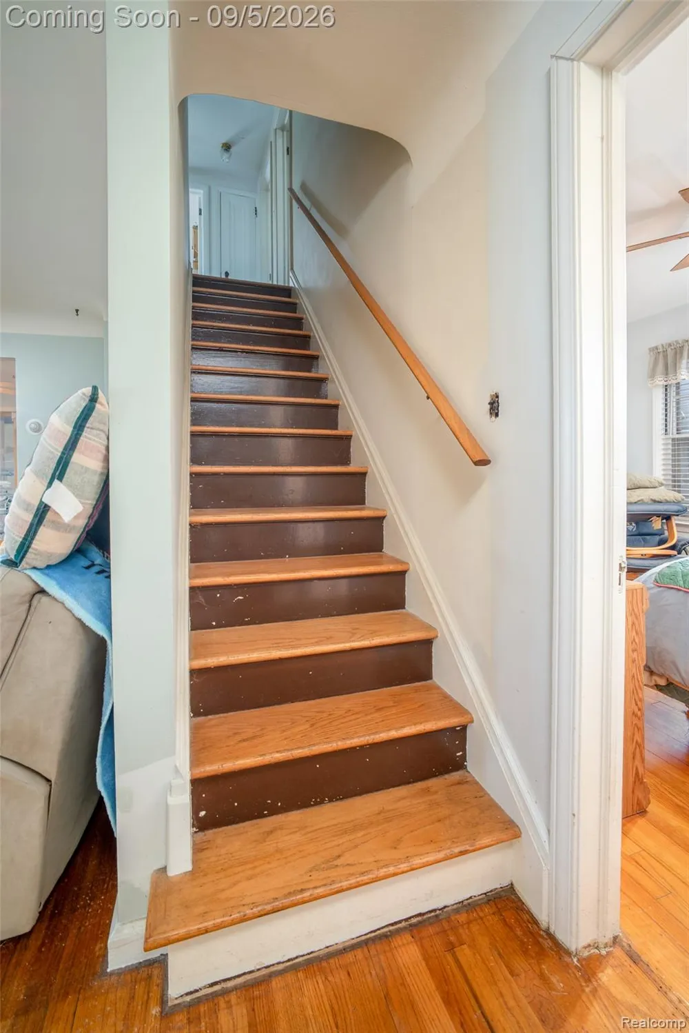 228 Coleman Drive Waterford Charter Township, MI 48328