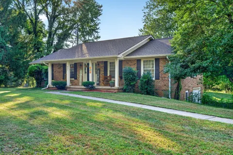 937 Needmore Rd