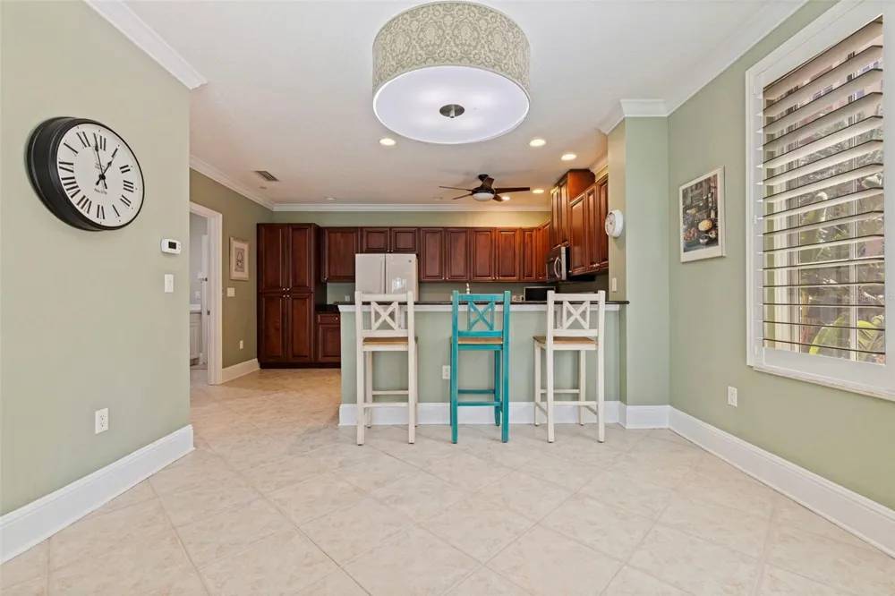 525 MANDALAY AVENUE #11 Clearwater Beach, FL 33767