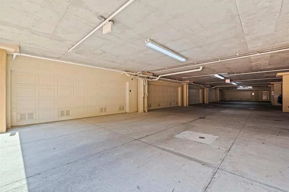 525 MANDALAY AVENUE #11 Clearwater Beach, FL 33767