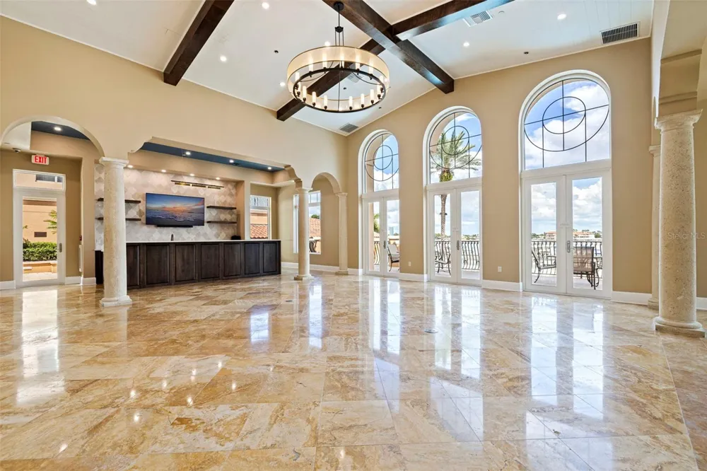 525 MANDALAY AVENUE #11 Clearwater Beach, FL 33767