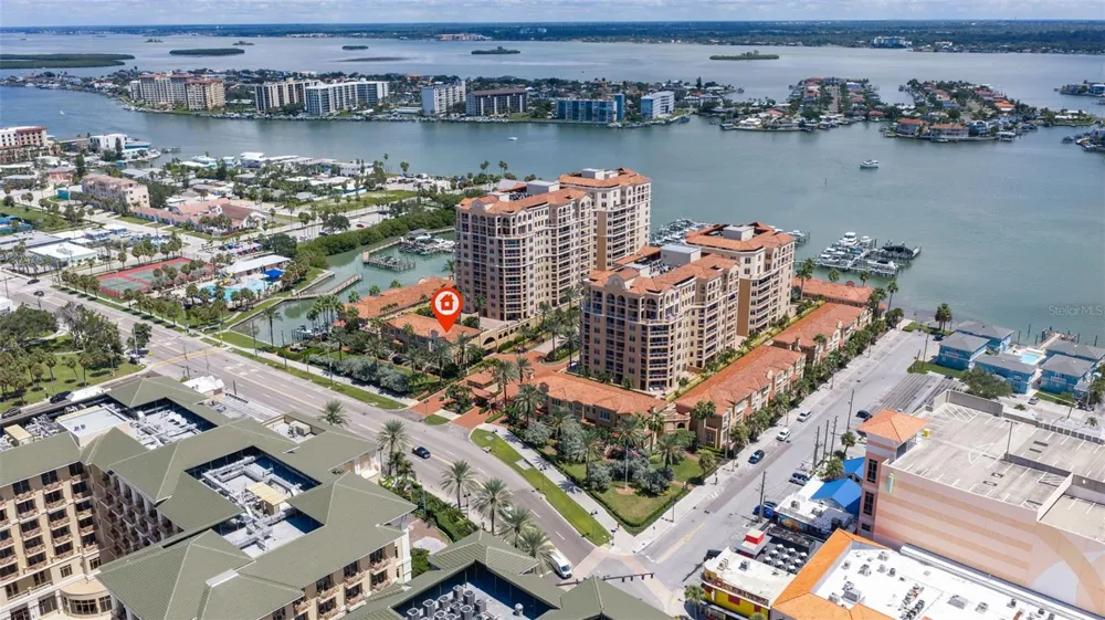 525 MANDALAY AVENUE #11 Clearwater Beach, FL 33767
