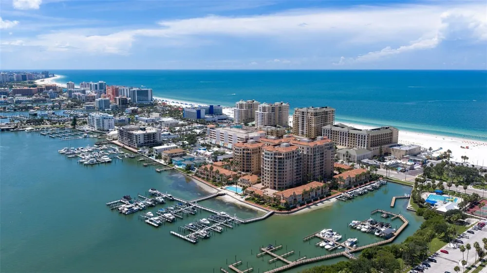 525 MANDALAY AVENUE #11 Clearwater Beach, FL 33767