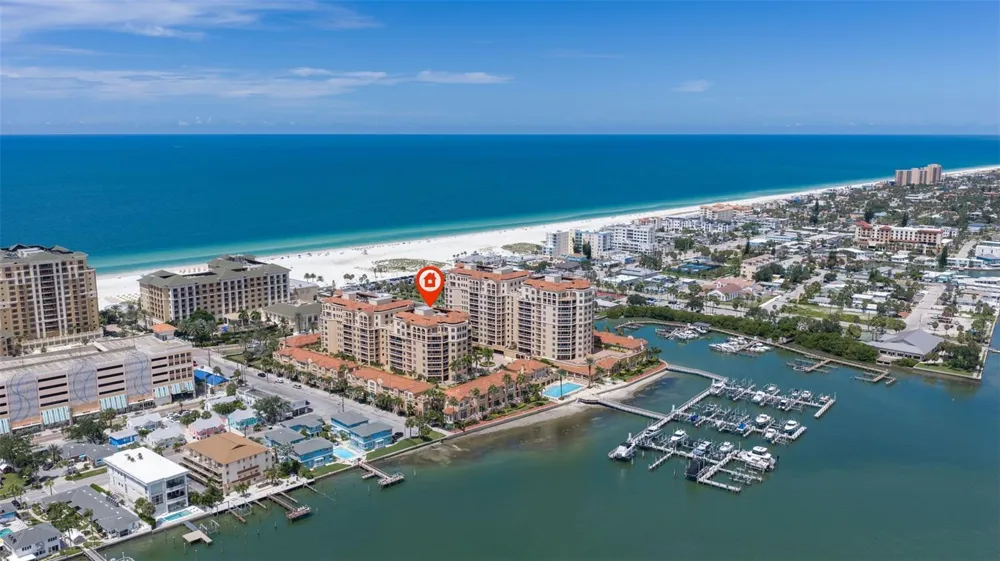525 MANDALAY AVENUE #11 Clearwater Beach, FL 33767