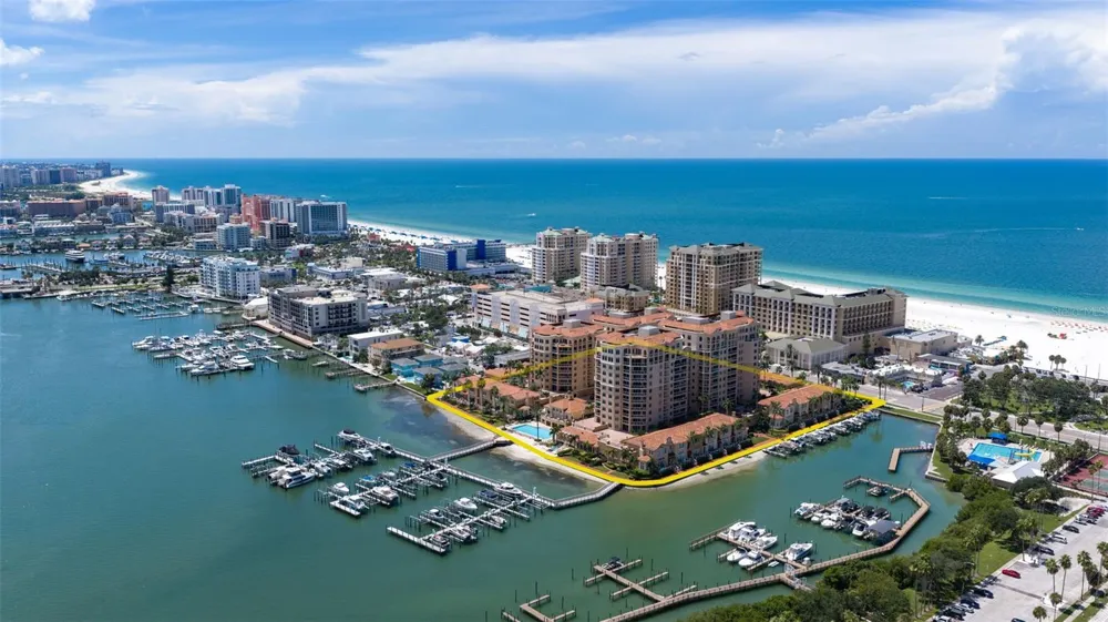 525 MANDALAY AVENUE #11 Clearwater Beach, FL 33767