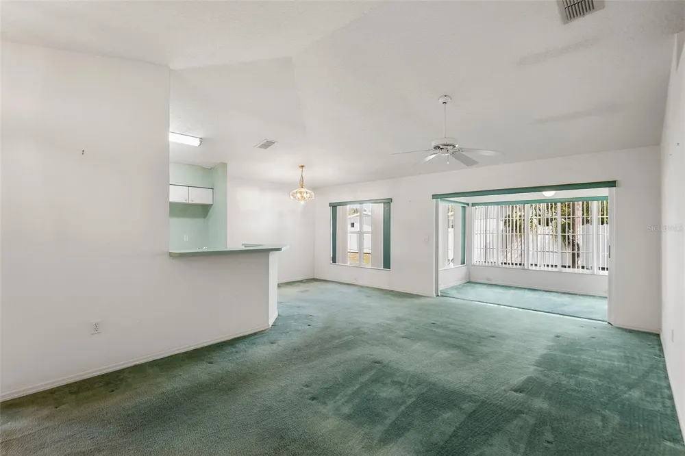 596 SWEETWATER WAY Haines City, FL 33844
