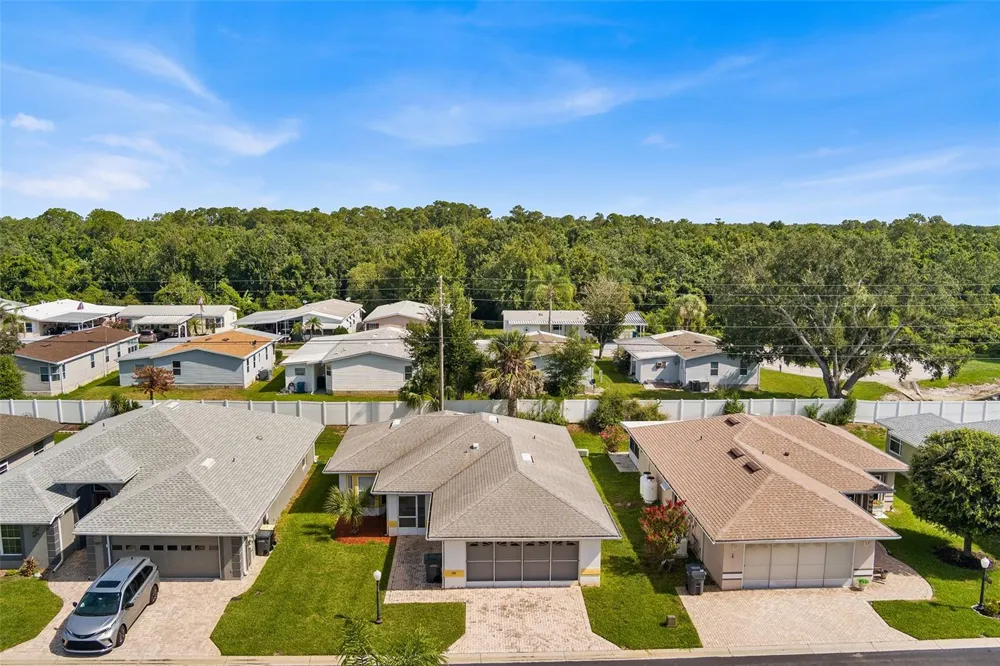 596 SWEETWATER WAY Haines City, FL 33844