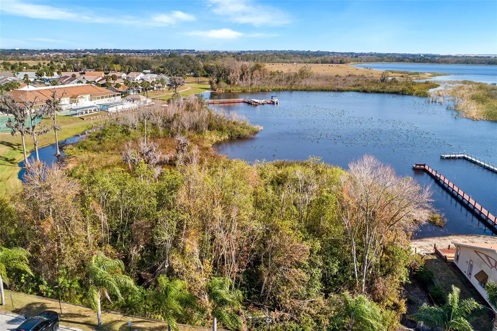 596 SWEETWATER WAY Haines City, FL 33844
