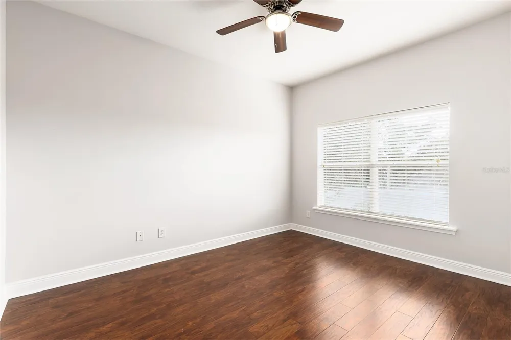 32 W ESTHER STREET #B Orlando, FL 32806