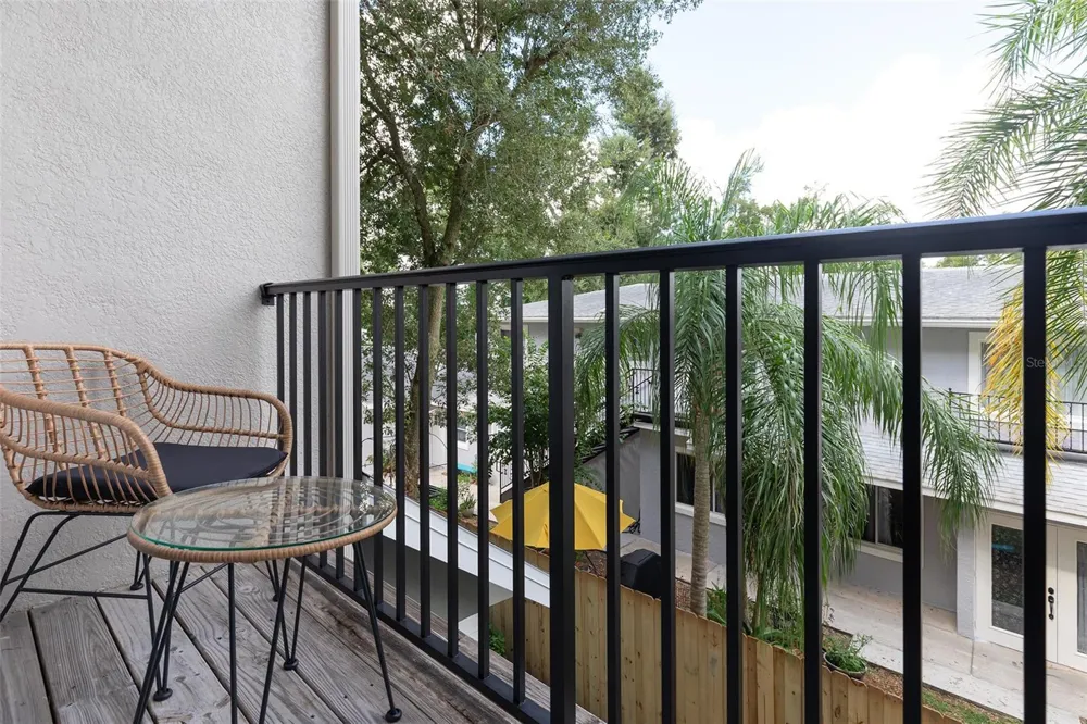 32 W ESTHER STREET #B Orlando, FL 32806