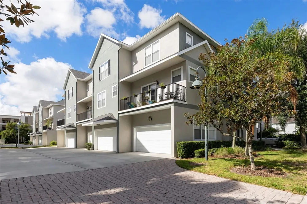 32 W ESTHER STREET #B Orlando, FL 32806