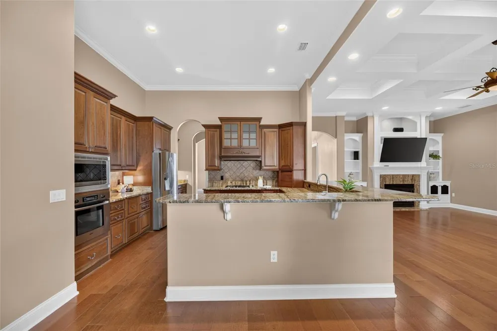 6408 WALKERS GLEN DRIVE Lakeland, FL 33813