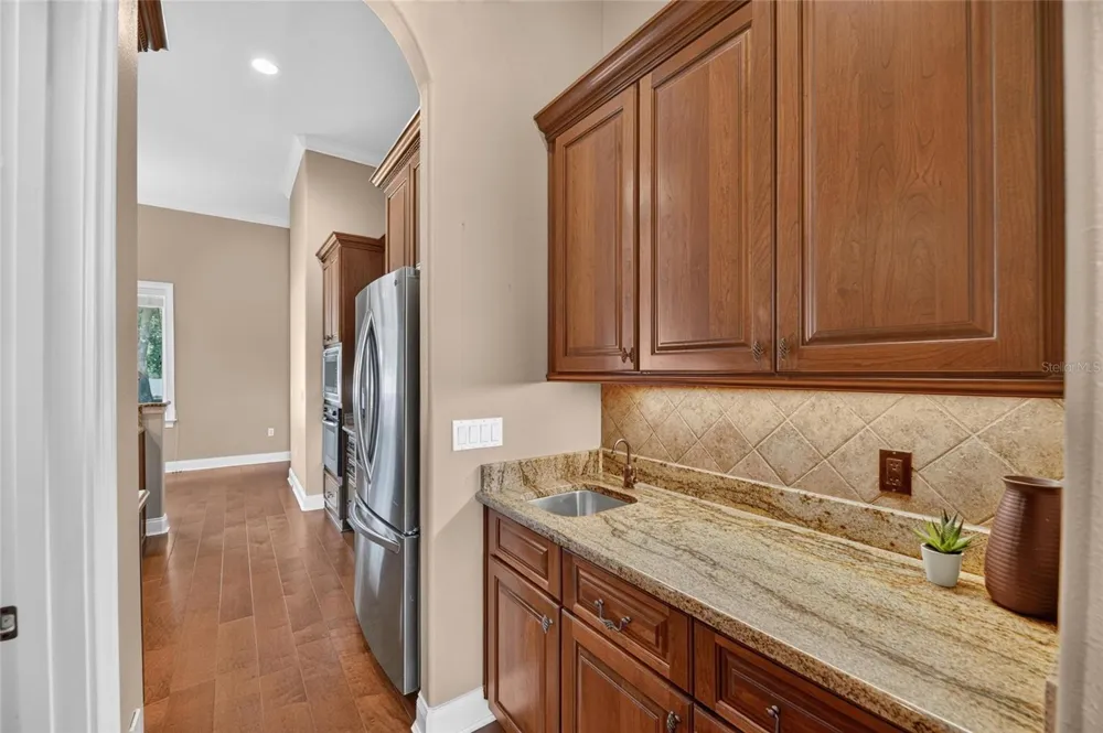 6408 WALKERS GLEN DRIVE Lakeland, FL 33813