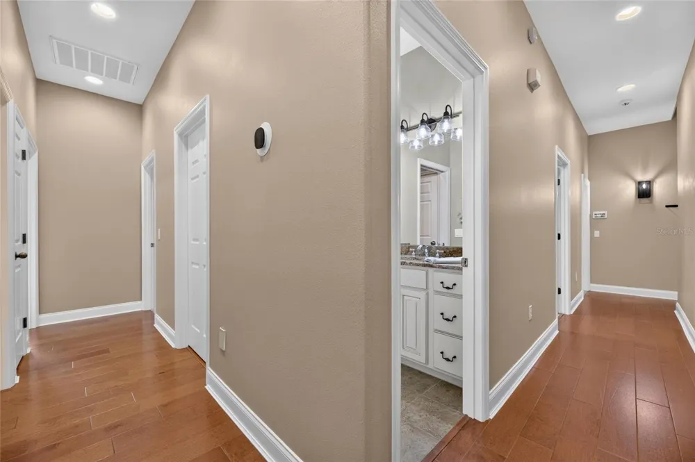 6408 WALKERS GLEN DRIVE Lakeland, FL 33813
